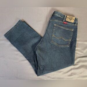 Wrangler Athletic Fit Jeans 36x32 Medium Wash Stretch Denim Mens